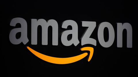 Amazon hat Probleme, Hass-Produkte von seinen Seiten fernzuhalten