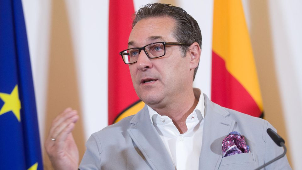 Österreichs Vizekanzler Heinz-Christian Strache will das Kopftuchverbot auch für Lehrerinnen durchsetzen.