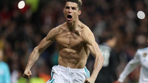Ronaldo wechselt nach Turin - seine Vorliebe für halbnacktes Jubeln wird er wohl behalten