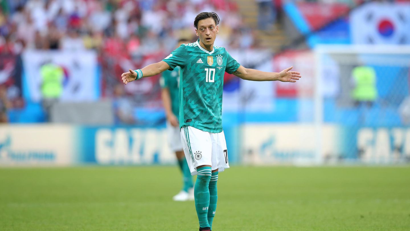 Mesut Özil steht seit Wochen im Fokus