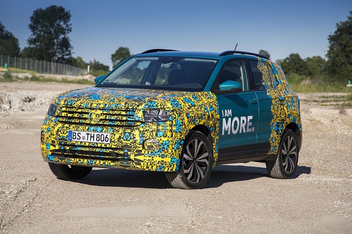Der VW T-Cross wird wohl um die 16.000 Euro kosten