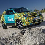 Das Cockpit hat einen acht Zoll-Bildschirm und virtuelle Rundinstrumente haben