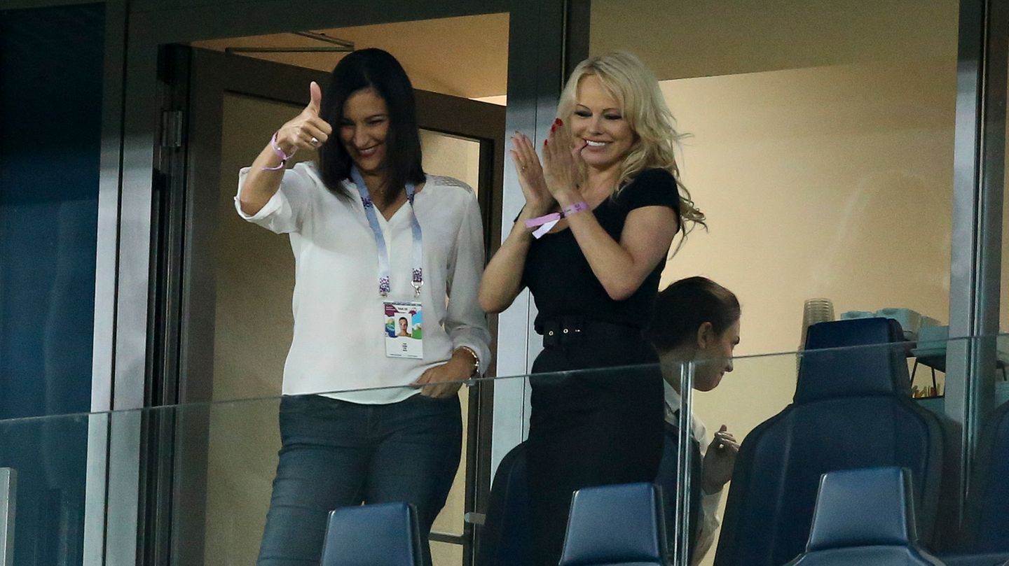 Pamela Anderson Pamela Anderson