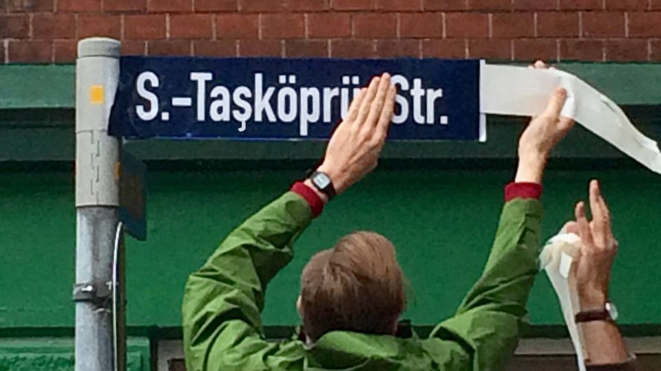 NSU-Opfer auf Straßenschildern: Aus Kaiserstraße wird "S.-Tasköpru-Str."