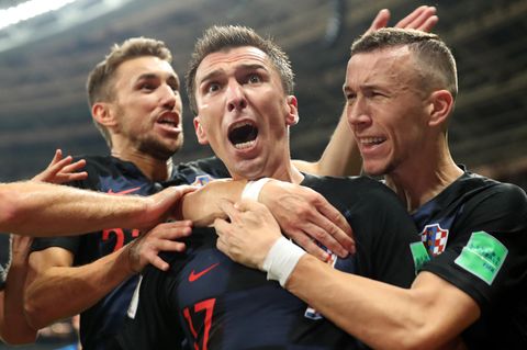 Mario Mandzukic (Mitte) schoss das entscheidende Tor für Kroatien gegen England im WM-Halbfinale