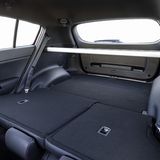 Die Ladefläche ist eben