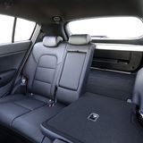 Die Rückbank ist geteilt umlegbar