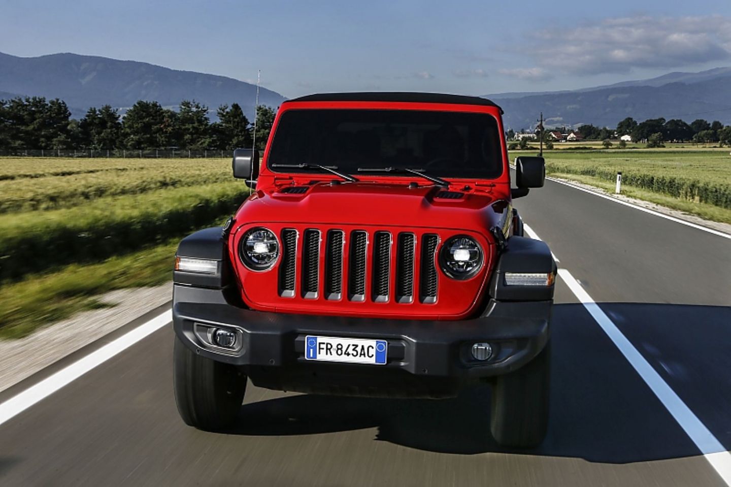 Der klassische Jeep-Kühlergrill wurde beibehalten