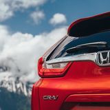 Honda CR-V 1.5 VTEC Turbo - eine neue Chromspange am Heck