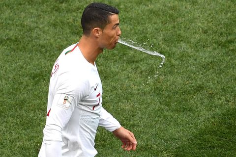 Auch Cristiano Ronaldo spuckt. Was hat es damit auf sich?