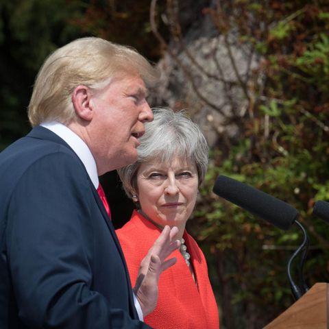Auf dem Landsitz Chequers geben US-Präsident Donald Trump und die britische Premierministerin Theresa May eine gemeinsame Pressekonferenz