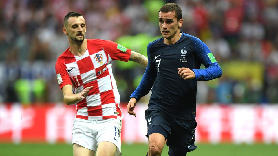 Antoine Griezmann und Marcelo Brozovic Antoine Griezmann und Marcelo Brozovic im entscheidenden Zweikampf