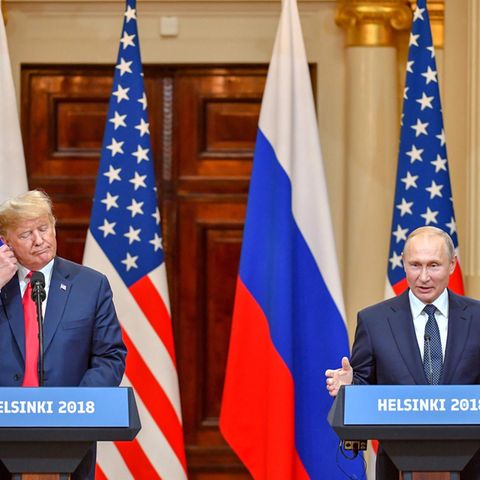 US-Präsident Donald Trump und sein russischer Amtskollege Wladimir Putin auf einer Pressekonferenz in Helsinki