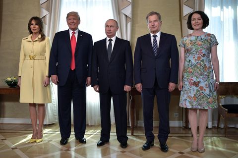 Wladimir Putin mit seinem amerikanischen und finnischen Amtskollegen und ihren Frauen 