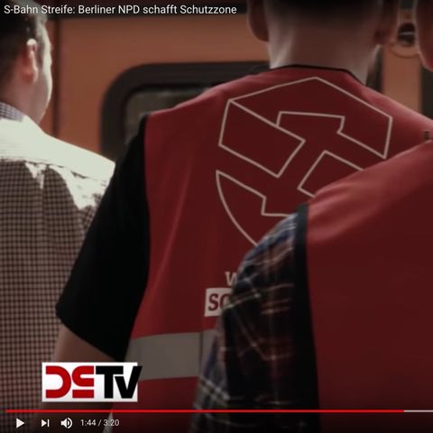 Screenshot aus dem YouTube-Video "S-Bahn Streife: Berliner NPD schafft Schutzzone"