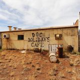 Doch dann wuchs die Skepsis gegenüber dem Baustoff. Wissenschaftler fanden heraus, dass Asbest krebserregend war. Die Nachfrage sank, die Minen mussten schließen. 