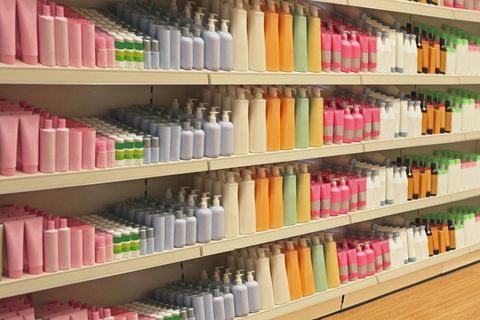 Großbritannien: Mann beschwert sich über diese sexistischen Shampoos