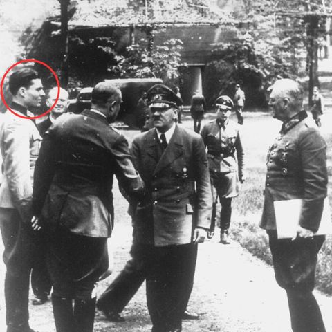 Stauffenberg Hitler