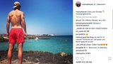 Auch Nationaltorhüter Manuel Neuer hat es mit seiner Frau Nina nach Ibiza verschlagen.