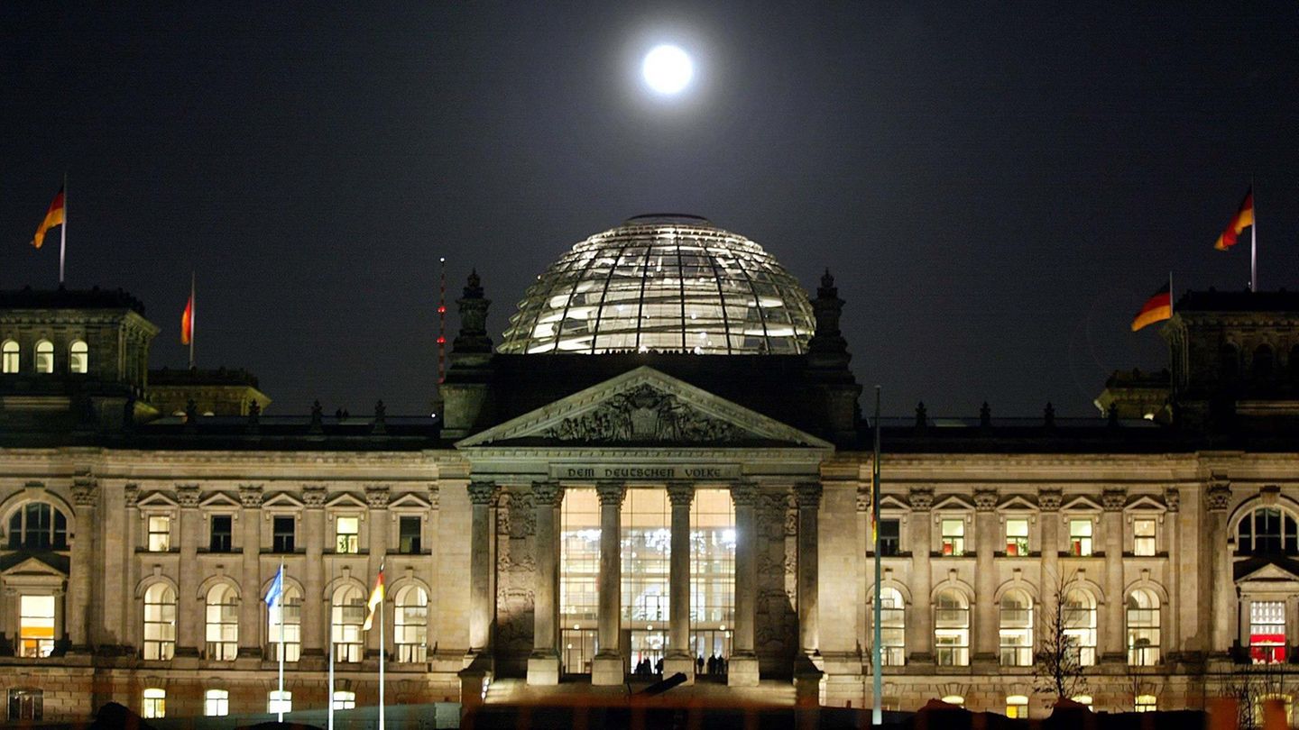 Der Reichstag in Berlin. Die üppigen Budgets der Fraktionen gehören zu den undurchsichtigsten Steuertöpfen der Republik.