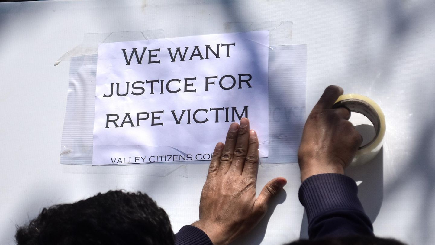 Indien: 22-Jährige offenbar tagelang von dutzenden Männern vergewaltigt