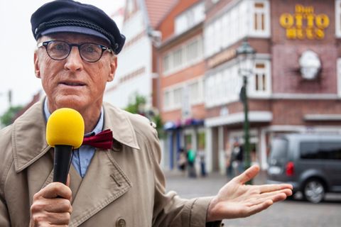 Otto als Reporter Harry Hirsch