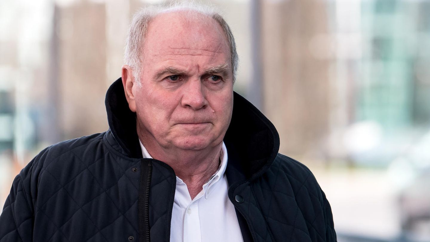 Uli Hoeneß pöbelt gegen Mesut Özil