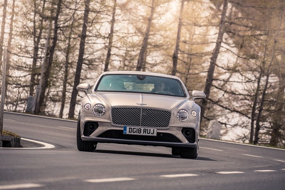 Bentley Continental GT W12 - Wankausgleich mit 48-Volt-Bordnetz Bentley Continental GT W12 - Wankausgleich mit 48-Volt-Bordnetz
