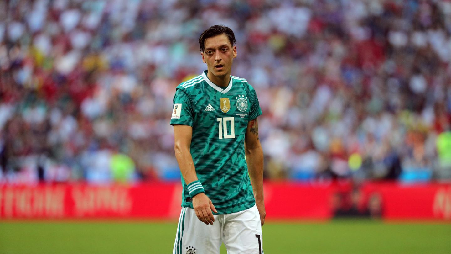 Mesut Özil: Liebeserklärung an das Genie mit den hängenden Schultern