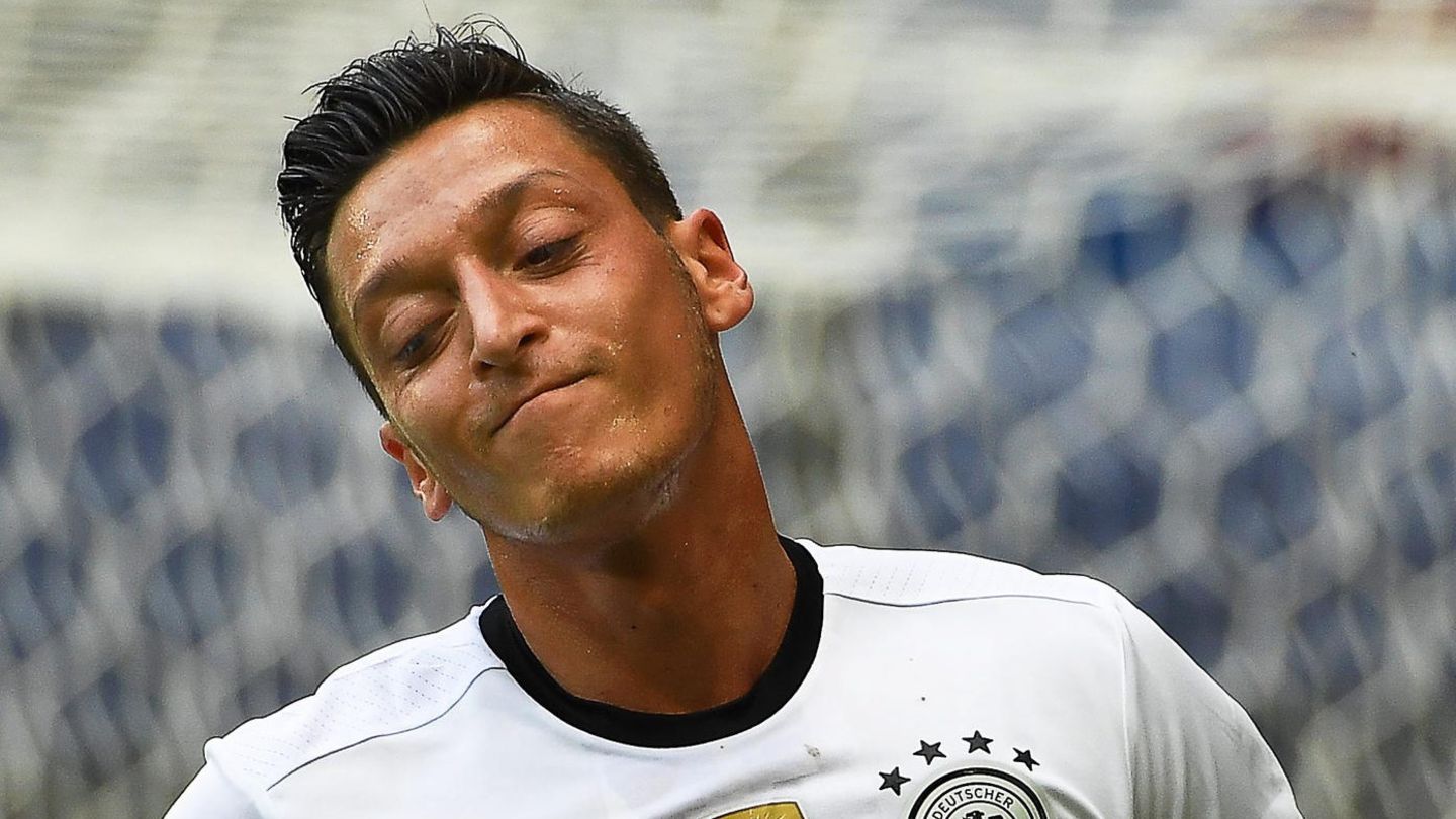 Mesut Özil erklärte seinen Rücktritt aus der deutschen Nationalmannschaft via Instagram