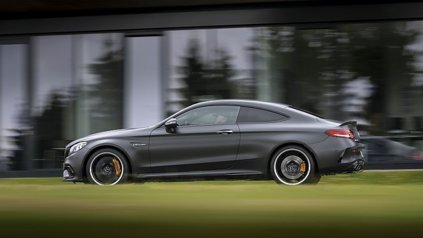 Das Mercedes AMG C 63S Coupé ist 4,75 Meter lang