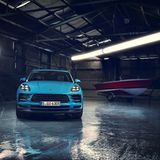 Zunächst gibt es nur einen Vierzylinder-Benziner