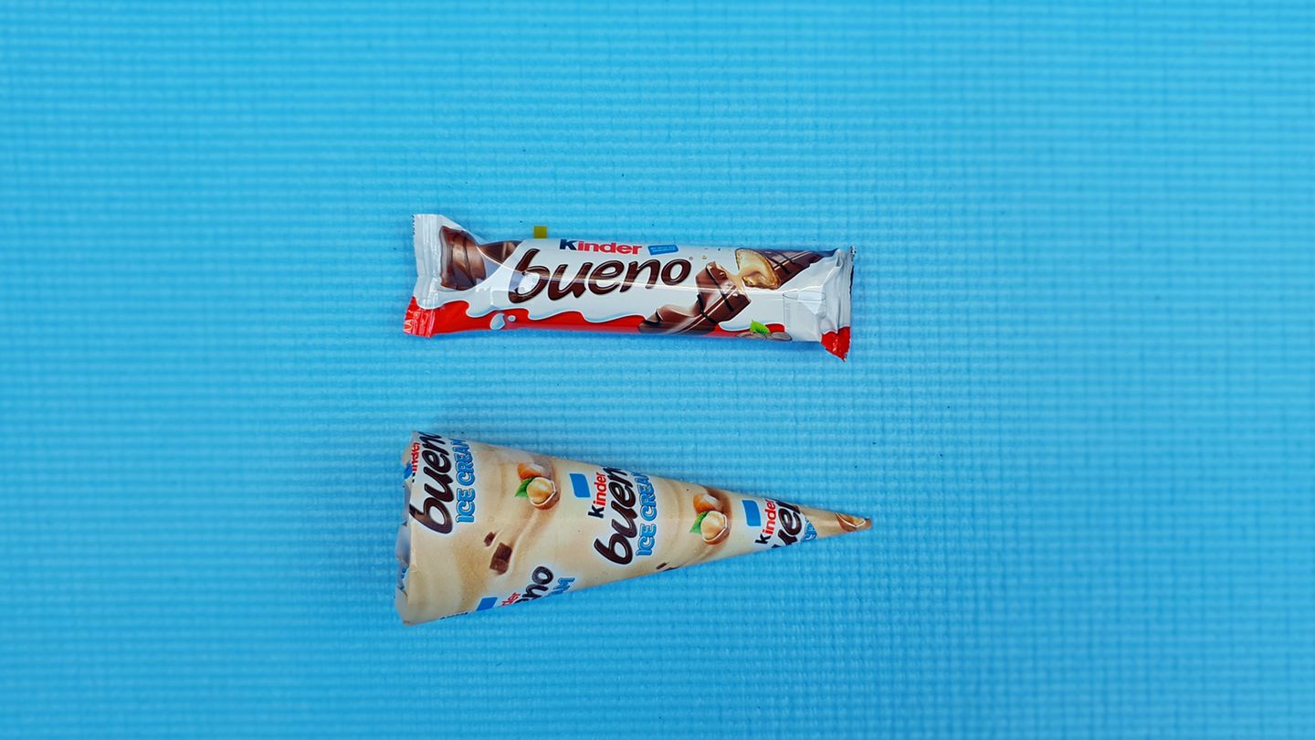 Wer gewinnt? Der Riegel  Warum? Das Eis ist zu süß und es fehlt die Ausgewogenheit sowie die Crunchiness. Der Riegel dagegen hat Suchtfaktor.  Was hat mehr Kalorien (pro 100 Gramm)? Riegel 572, Eis 344 
