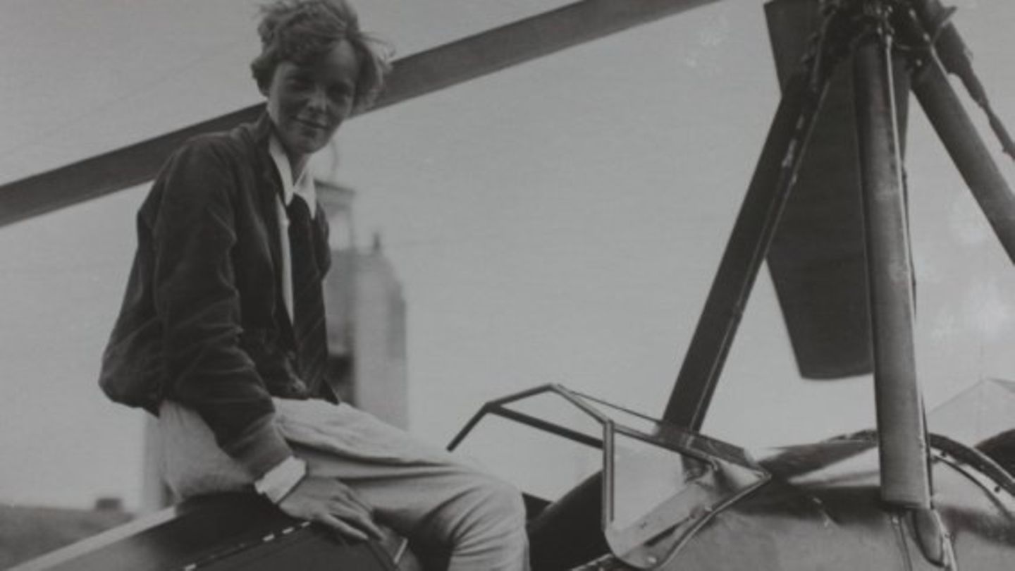 Amelia Earhart war eine leidenschaftliche Fliegerin.