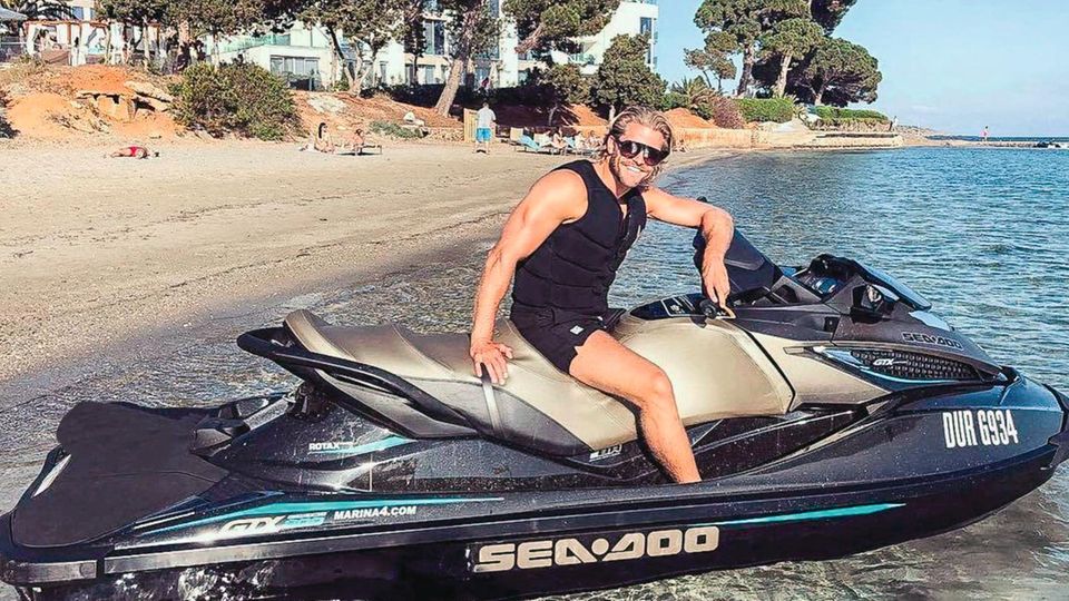 Promi-Strahlemann: Paul Janke auf Ibiza