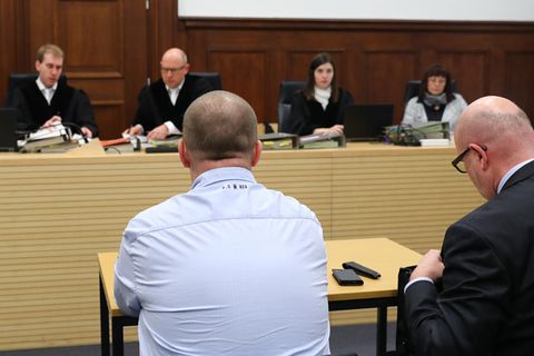 Der ehemalige V-Mann des LKA im Landgericht Nürnberg