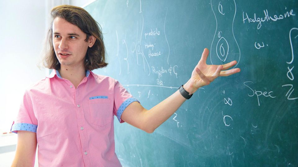 Fields-Medaille: Scholze ist einer der bedeutendsten Mathematiker der Welt. Scholze ist einer der bedeutendsten Mathematiker der Welt.