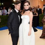 Direkt im Doppelpack wurden Matt Smith und Lilly James bedacht. Die beiden britischen Schauspieler sind nicht nur privat ein Paar, sondern auch ein stilsicheres Duo auf den roten Teppichen dieser Welt.