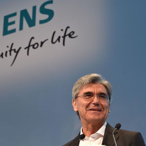 Siemens-Chef Kaeser sucht den radikalen Umbau bei Siemens. Neue politische und wirtschaftliche Gegebenheiten zwingen ihn dazu.