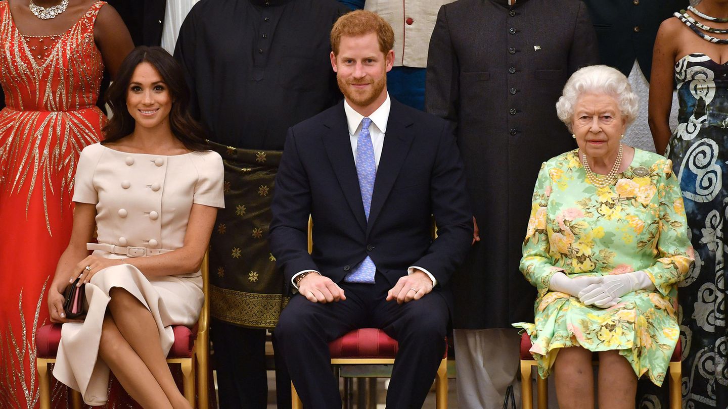Meghan Markle, Prinz Harry, Queen Elizabeth II.
