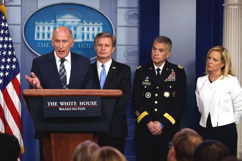 Donald Trump glaubt ihnen nicht: Dan Coats, Christopher Wray, Paul Nakasone, Heimatschutzministerin Kirstjen Nielsen