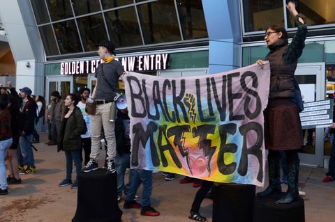 "Black lives matter" auf einem Protestplakat