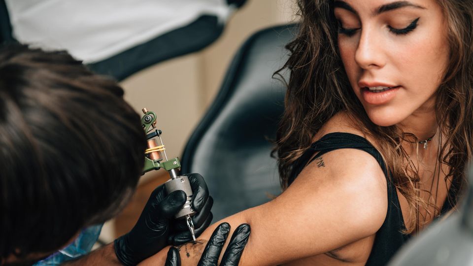 Verbot von spontanen Tattoos