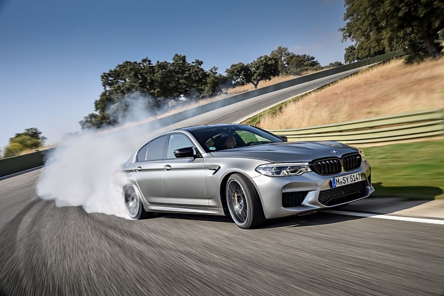 Mit dem BMW M5 Competition sind auch kontrollierte Drifts möglich