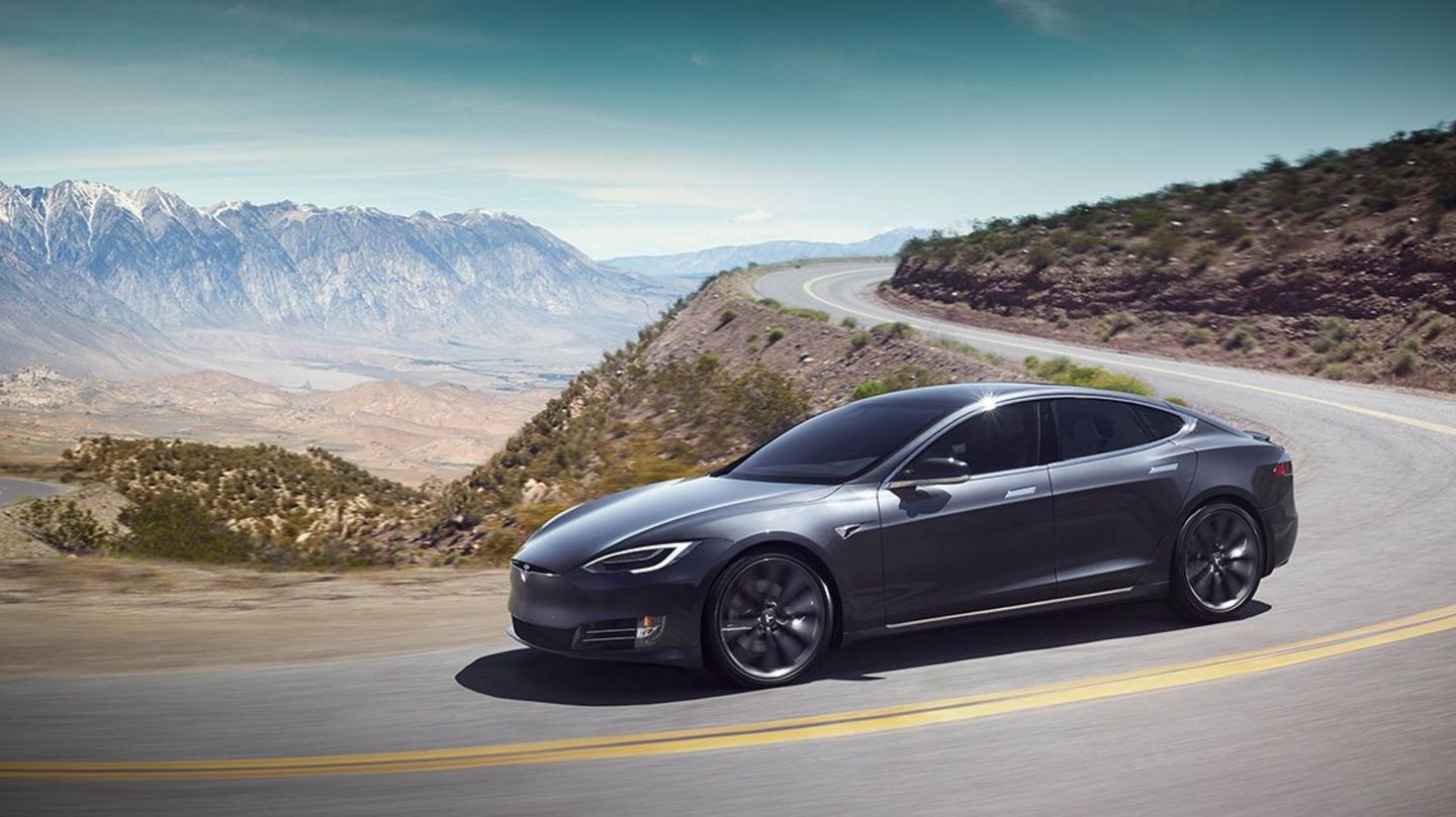 Das Model S bleibt auch gebraucht ein sehr teures Fahrzeug.