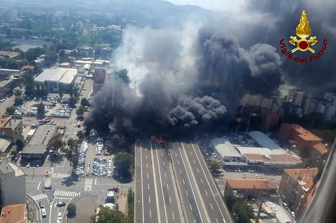 Die Feuerwehr veröffentlichte Aufnahmen vom Unglücksort in Bologna
