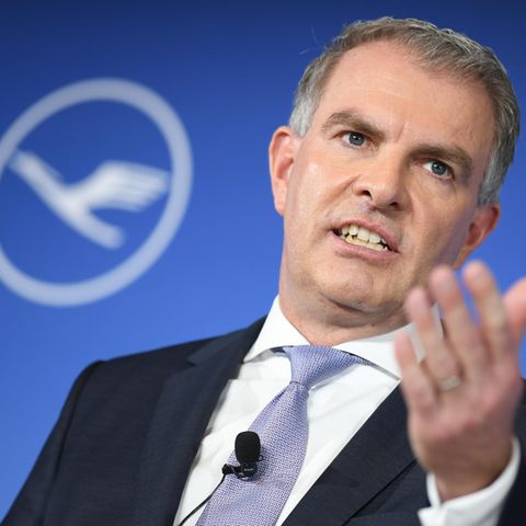 Lufthansa-Chef Spohr auf einem Event seines Unternehmens