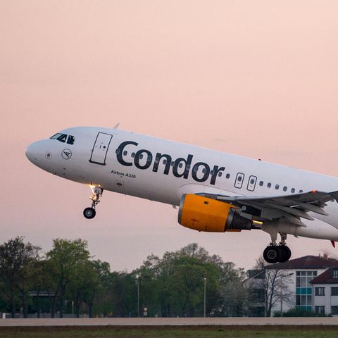 Von Mallorca ging es nicht wie gebucht  mit Condor nach Düsseldorf , sondern viel später nach Leipzig - und mit Zügen weiter zum Reiseziel.
