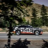 Im Boost-Modus erreicht der e-tron quattro in weniger als sechs Sekunden die 100 km/h-Marke