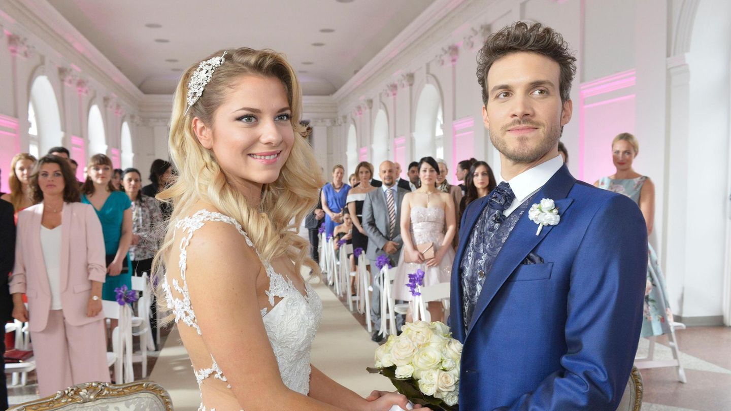 2017 gaben sich Sunny Richter (Valentina Pahde) und Felix Lehmann (Thaddäus Meilinger) das Ja-Wort